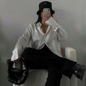 FRAME Jet Set Flare Pant